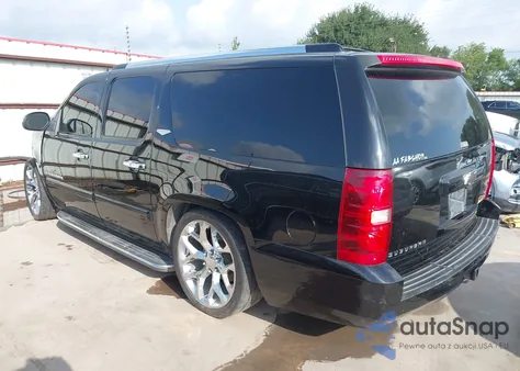 2007 Chevrolet Suburban 1500 Lt from USA, damaged, VIN 3GNFC16047G201041